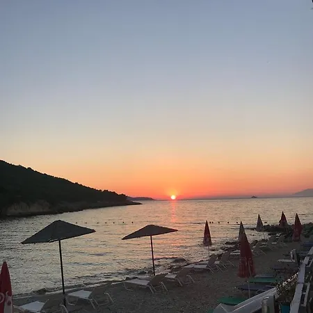 151 Апартаменты