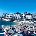 Apartman 151 *